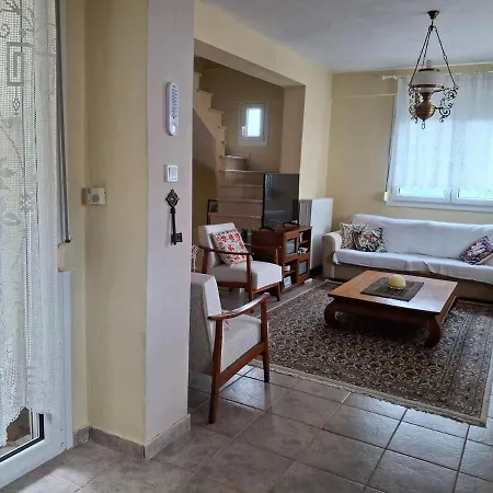 Holiday home 4br Trekkers Retreat In Grevena
