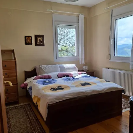 4br Trekkers Retreat In Grevena * Spilaio