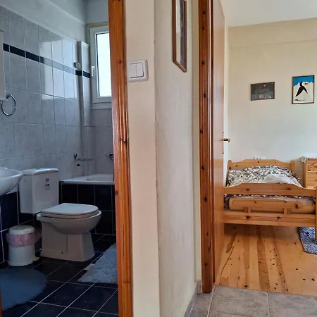 Holiday home 4br Trekkers Retreat In Grevena Spilaio