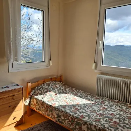 4br Trekkers Retreat In Grevena * Spilaio