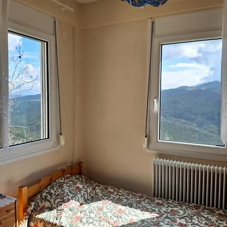 Holiday home 4br Trekkers Retreat In Grevena