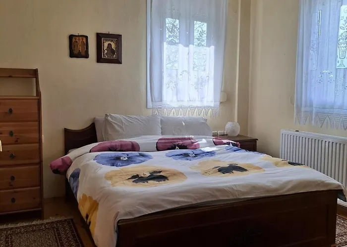Casa de Férias 4br Trekkers Retreat In Grevena Spilaio