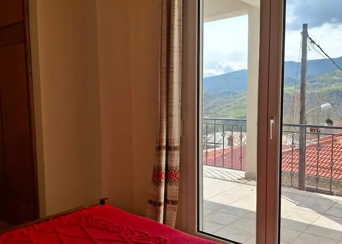 Casa de Férias 4br Trekkers Retreat In Grevena Spilaio