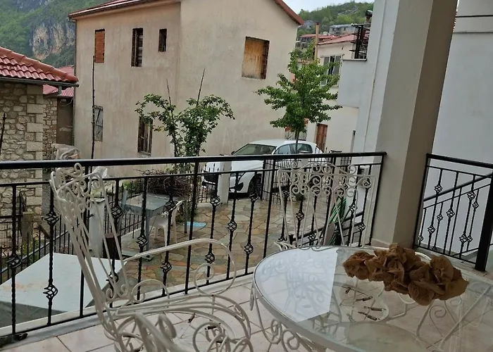 4br Trekkers Retreat In Grevena